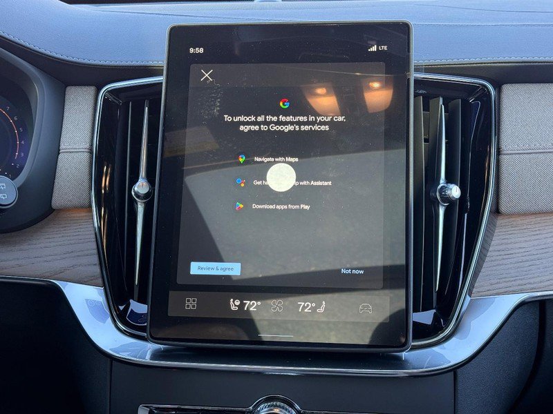 New 2026 Volvo XC90 B5 Core image 9