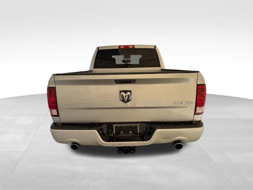 Used 2016 RAM 1500 Express AWD/4WD image 7