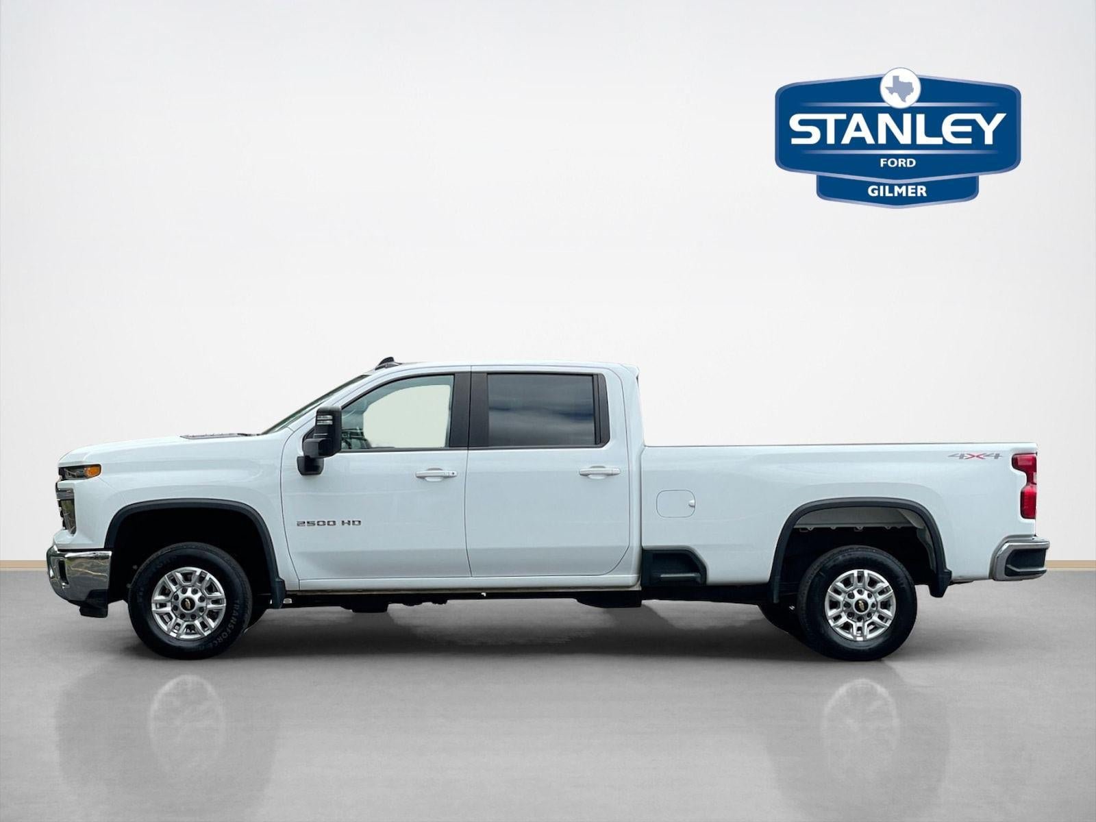 Used 2024 Chevrolet Silverado 2500 LT AWD/4WD image 4