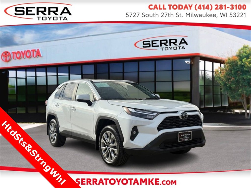 Used 2023 Toyota RAV4 XLE Premium image 1