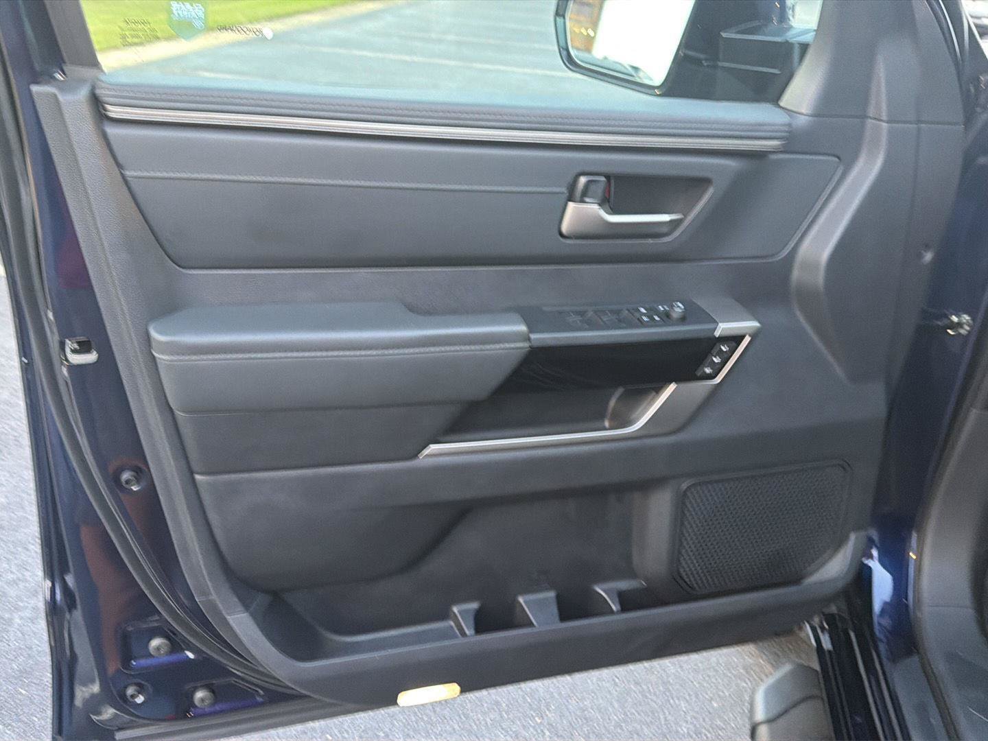 Used 2023 Toyota Tundra Limited AWD/4WD image 17