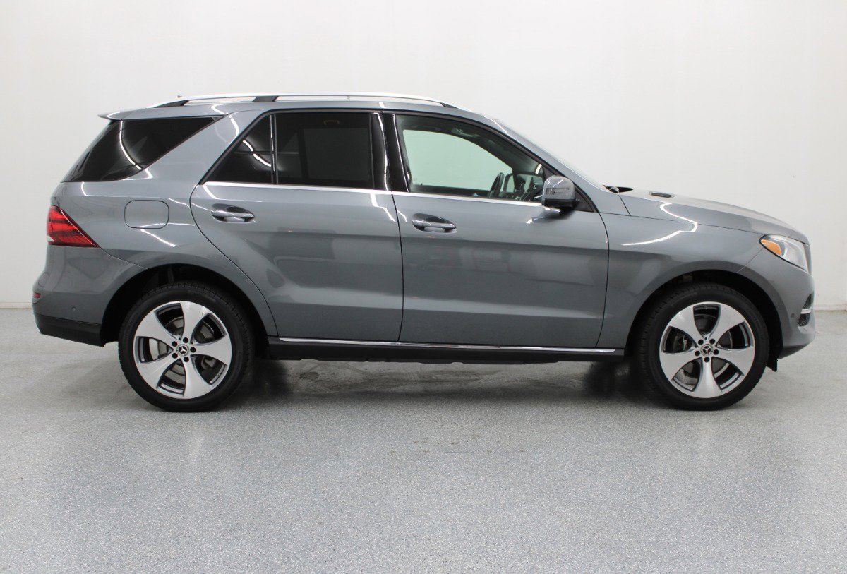 Used 2018 Mercedes-Benz GLE 350 4MATIC image 2