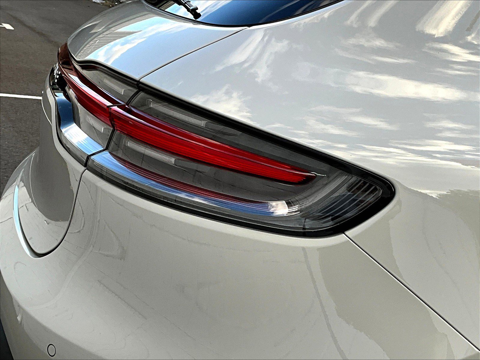 New 2026 Porsche Macan image 25