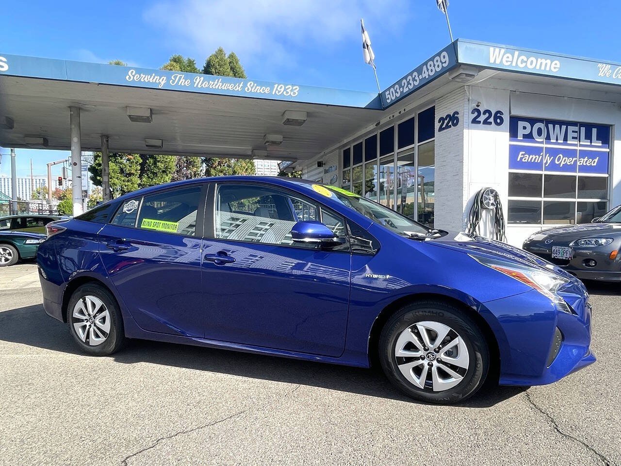 Used 2017 Toyota Prius Four Touring FWD image 6