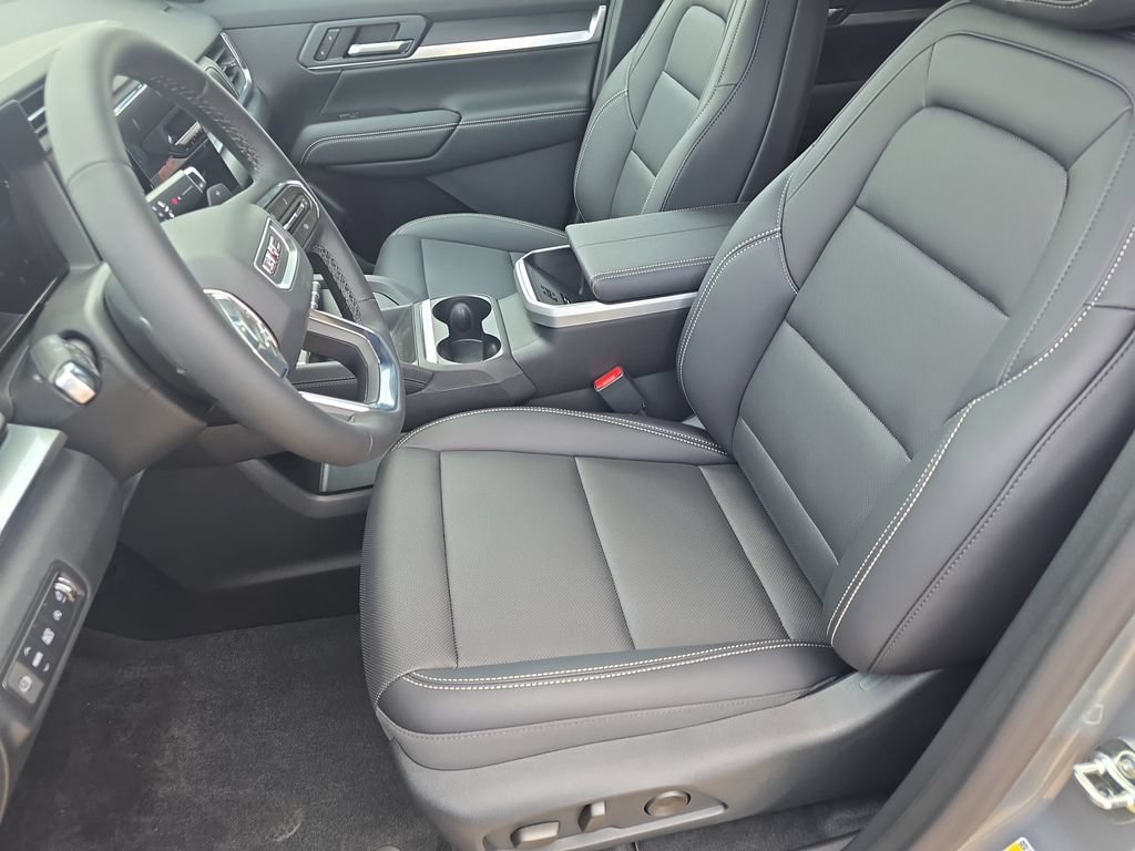 New 2027 GMC Terrain Elevation w/ Elevation Premium Package FWD image 15