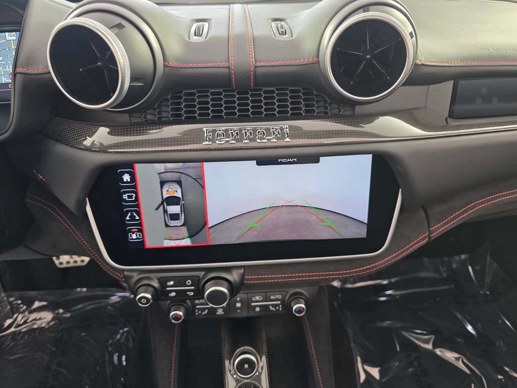 Used 2022 Ferrari Portofino M RWD image 22