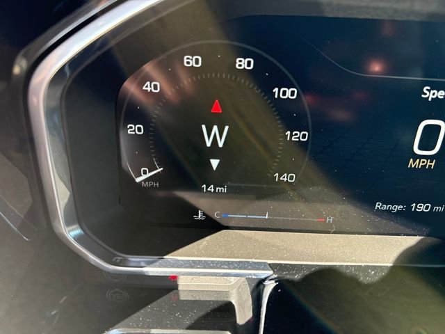 New 2026 GMC Sierra 1500 SLE image 3