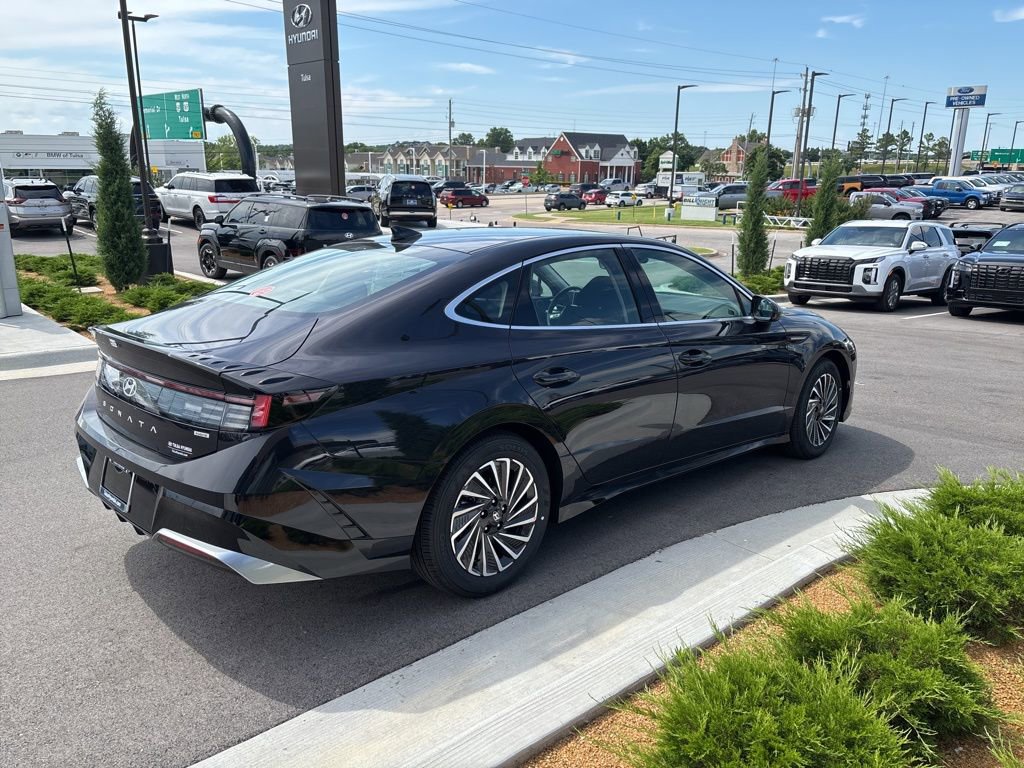 New 2025 Hyundai Sonata SEL FWD image 6