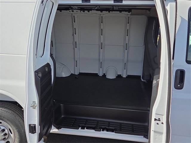 New 2025 Chevrolet Express 2500 w/ Driver Convenience Package image 6