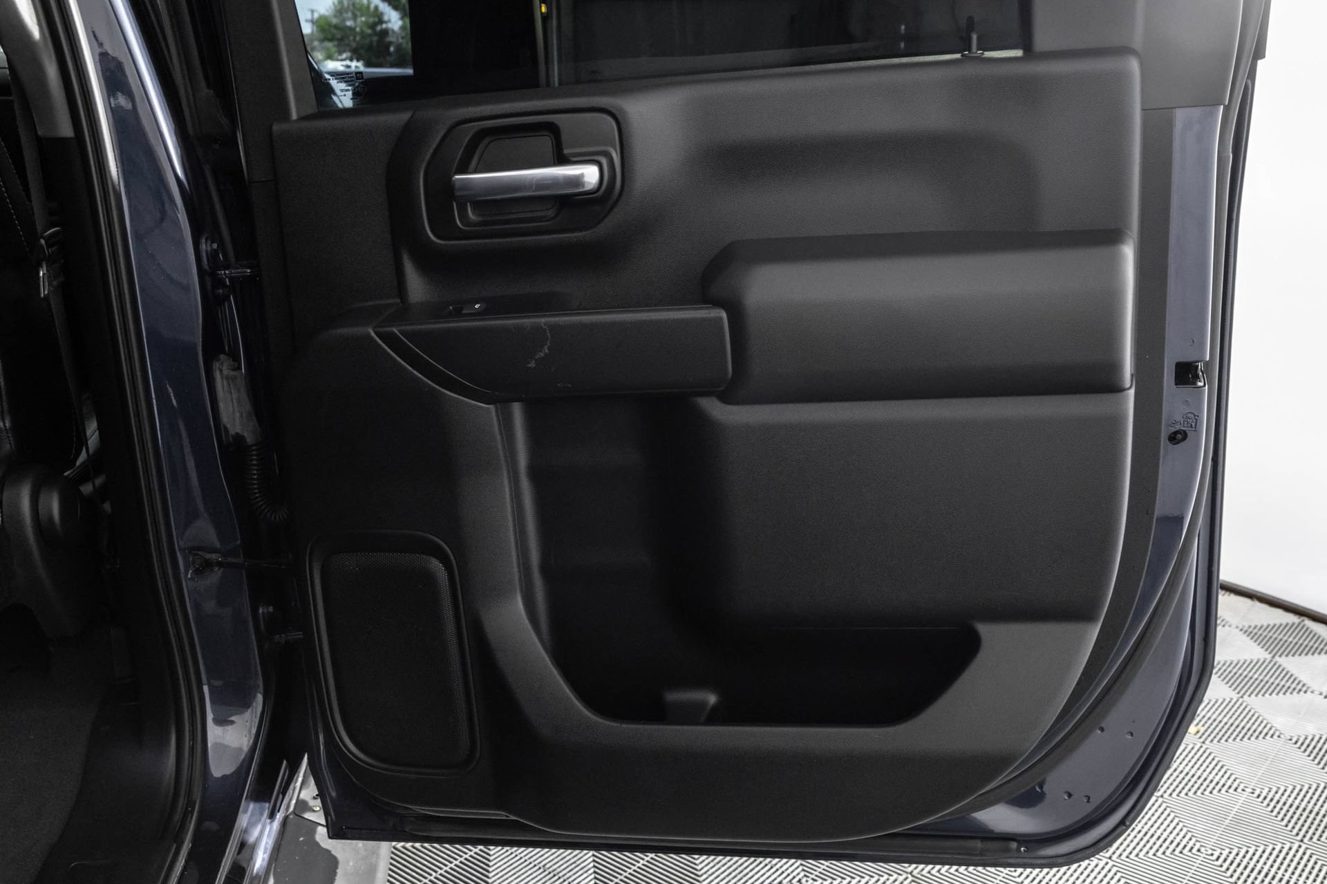Used 2020 Chevrolet Silverado 2500 Custom w/ Custom Value Package AWD/4WD image 41