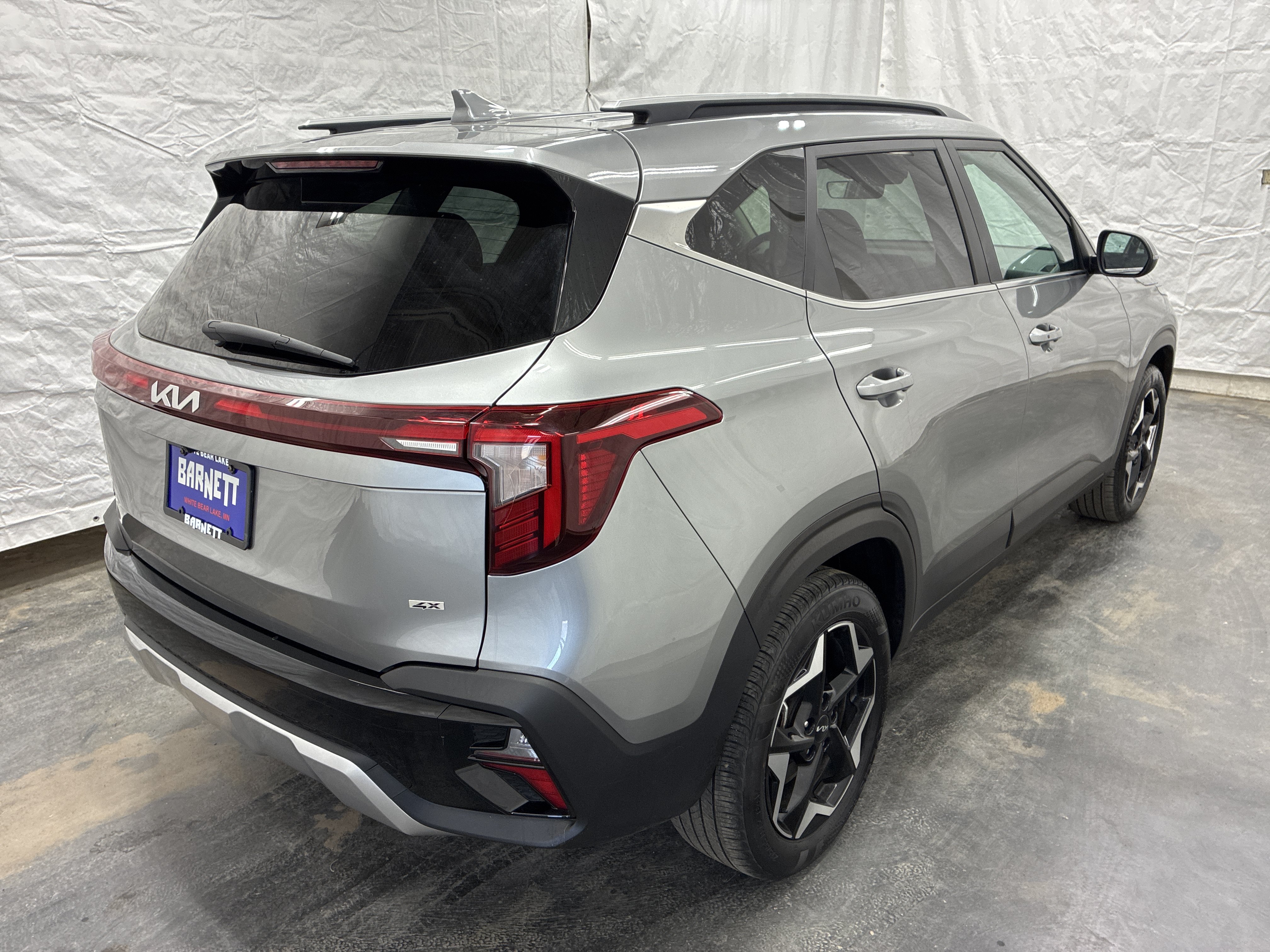 Certified 2024 Kia Seltos EX AWD/4WD image 3