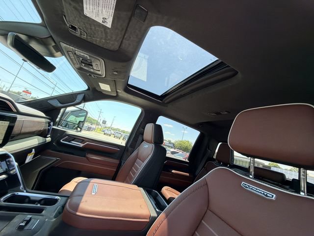 New 2026 GMC Sierra 3500 Denali Ultimate AWD/4WD image 18