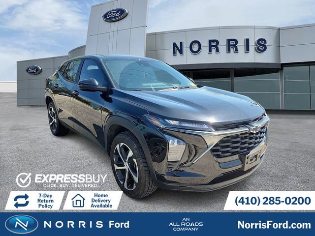 Used 2024 Chevrolet Trax RS w/ Driver Confidence Package FWD image 1