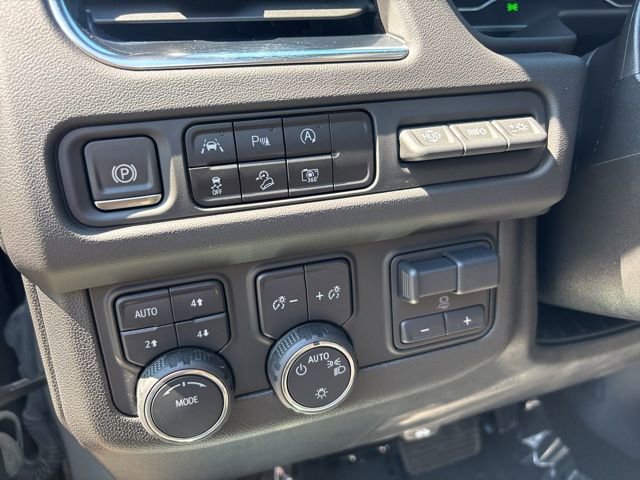 Certified 2024 Chevrolet Tahoe High Country w/ Premium Package AWD/4WD image 8