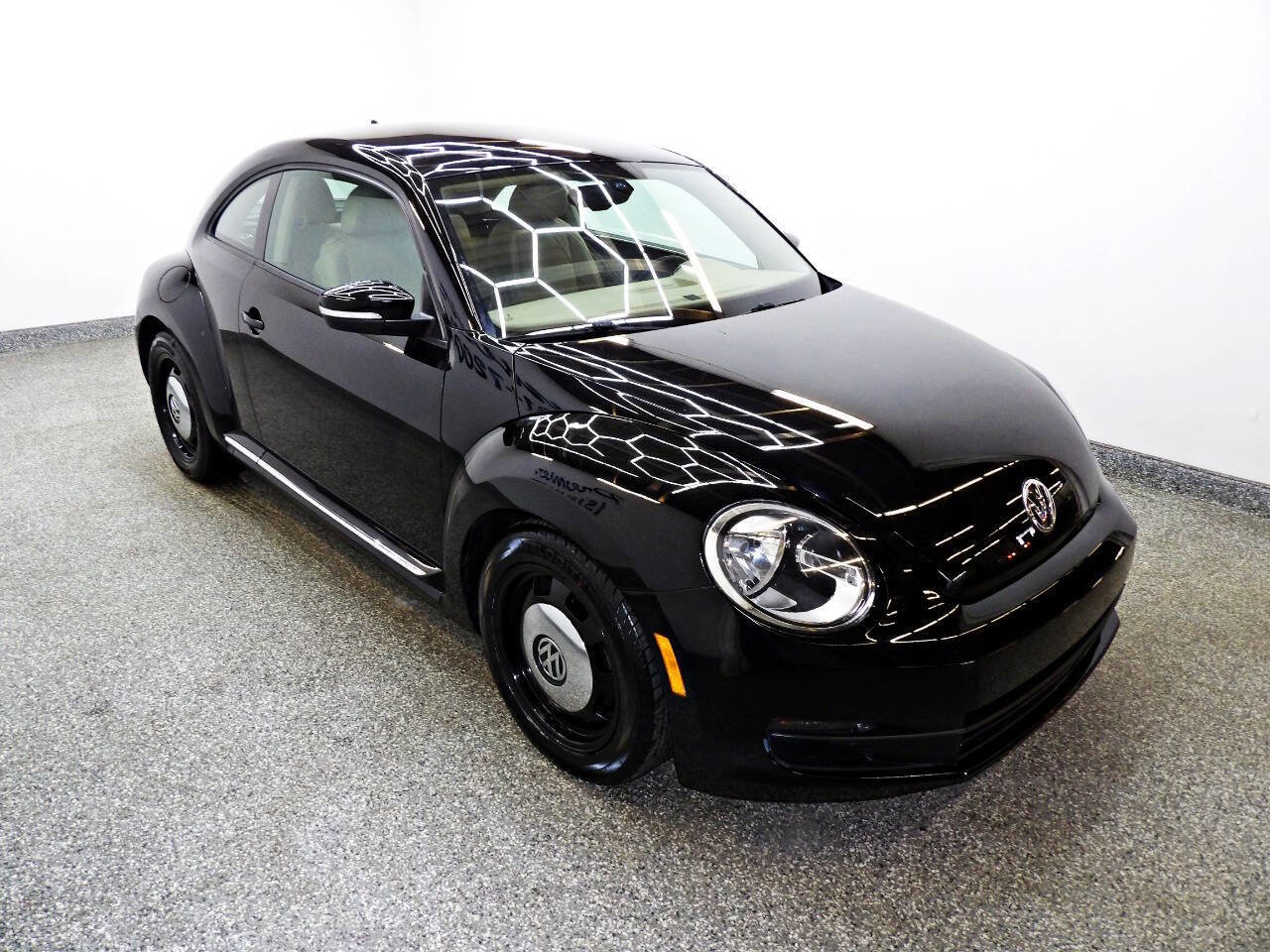 Used 2016 Volkswagen Beetle 1.8T SE image 3