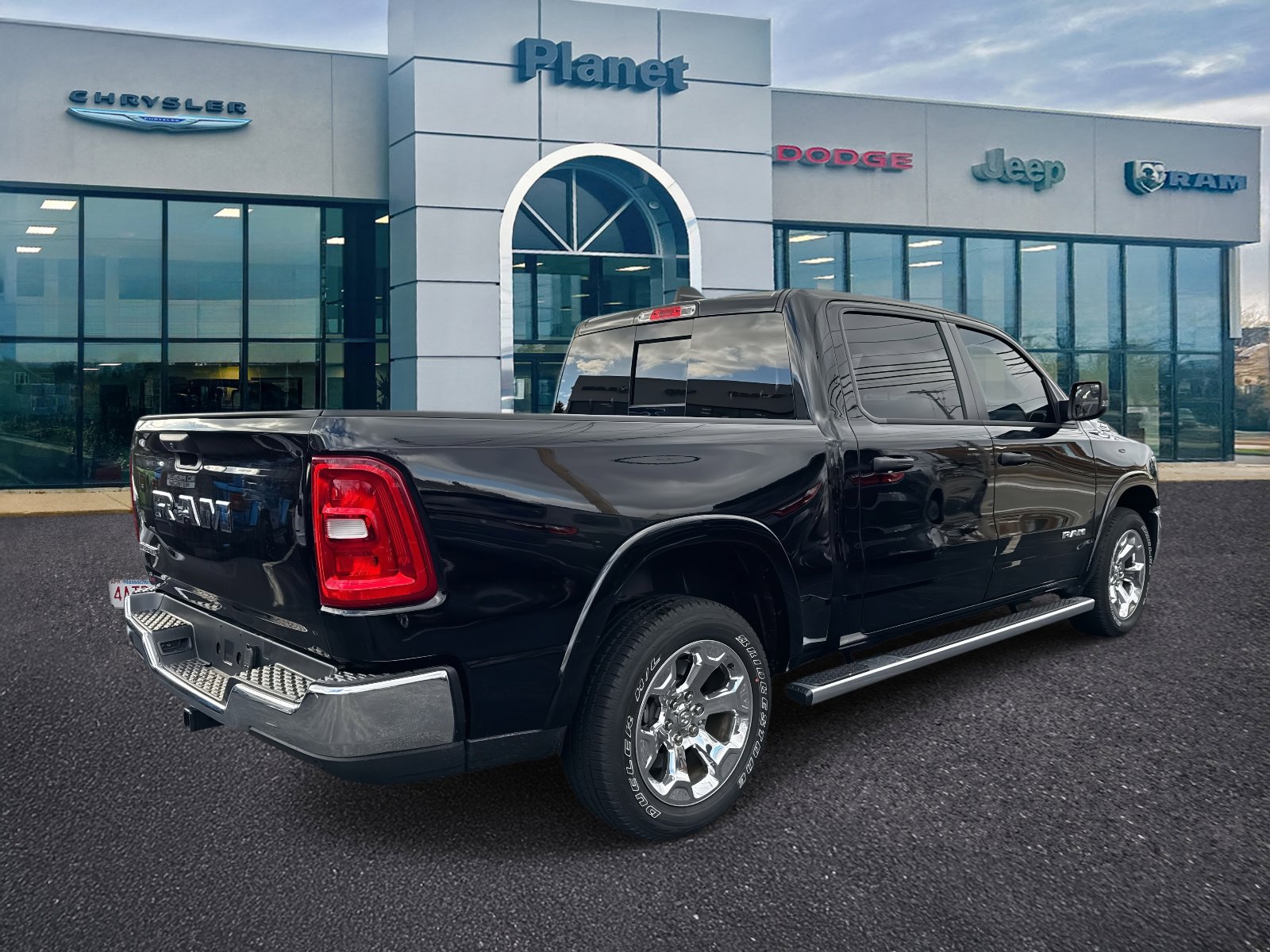 Used 2025 RAM 1500 Big Horn image 2