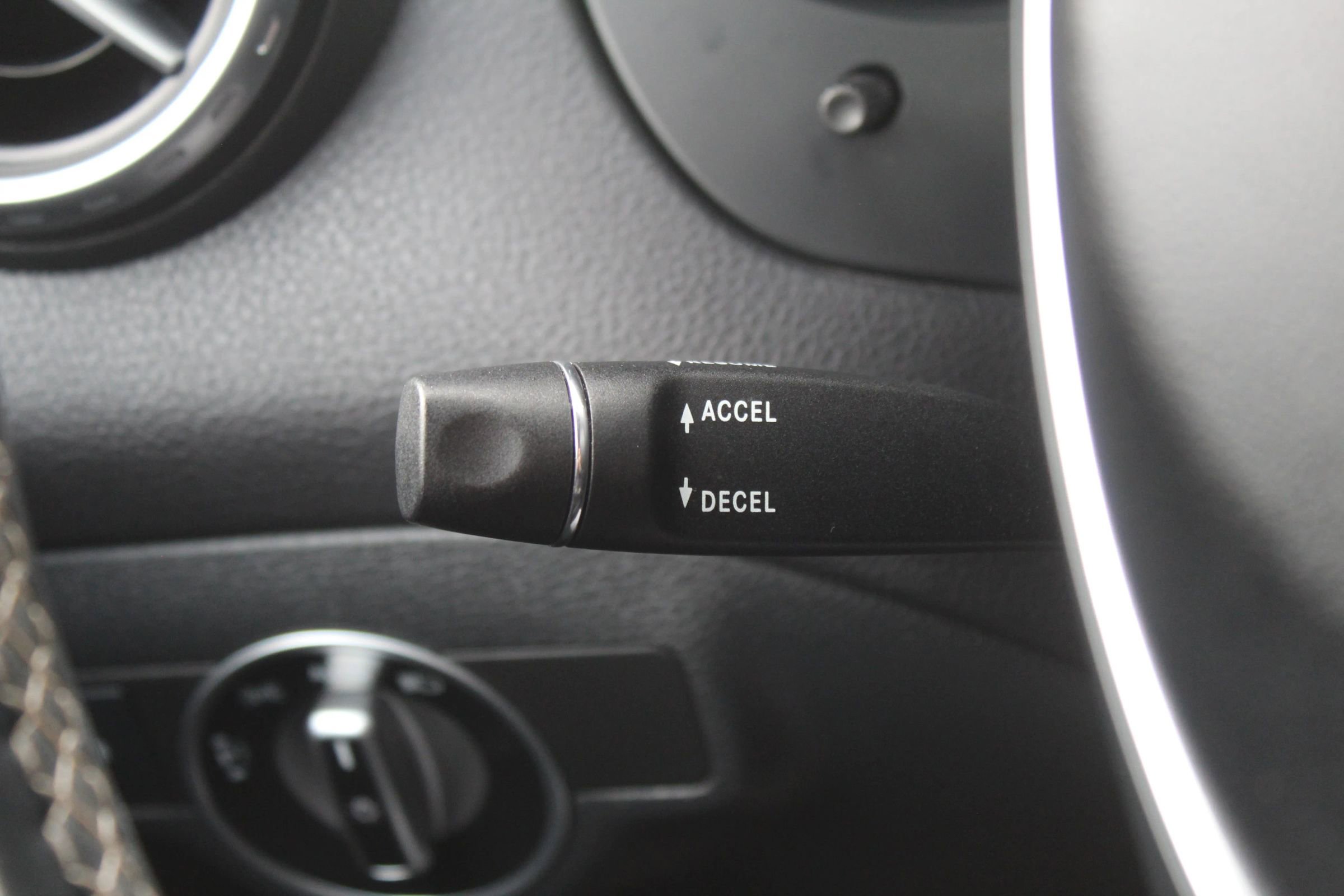 Used 2016 Mercedes-Benz GLA 250 4MATIC image 26