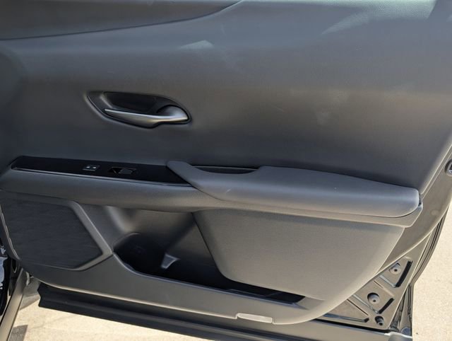 Used 2022 Lexus UX 250h F Sport w/ F Sport Premium Package image 36