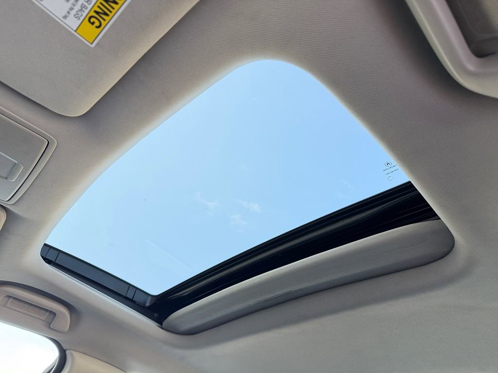 Used 2021 Acura TLX w/ Technology Package image 10