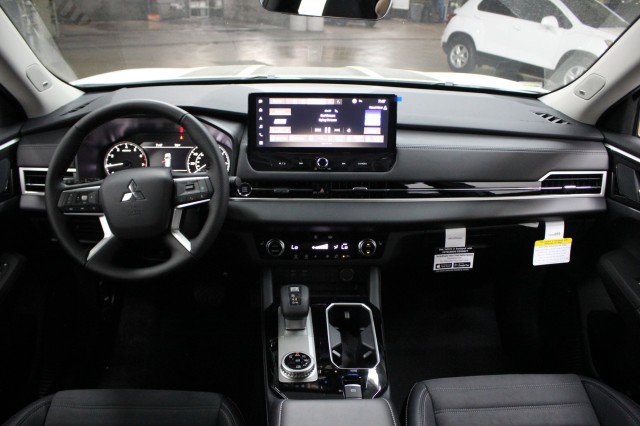 New 2026 Mitsubishi Outlander Trail Edition image 20