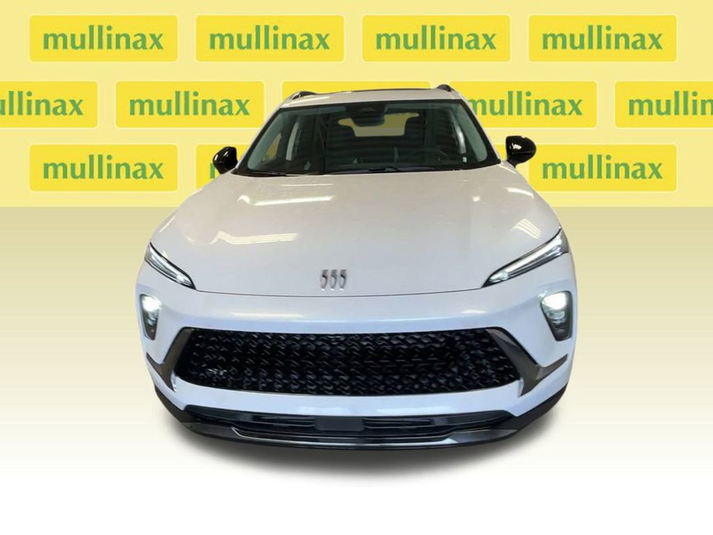 New 2025 Buick Envision Sport Touring image 4