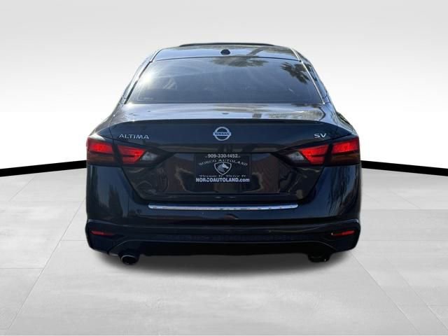 Used 2019 Nissan Altima 2.5 SV image 5