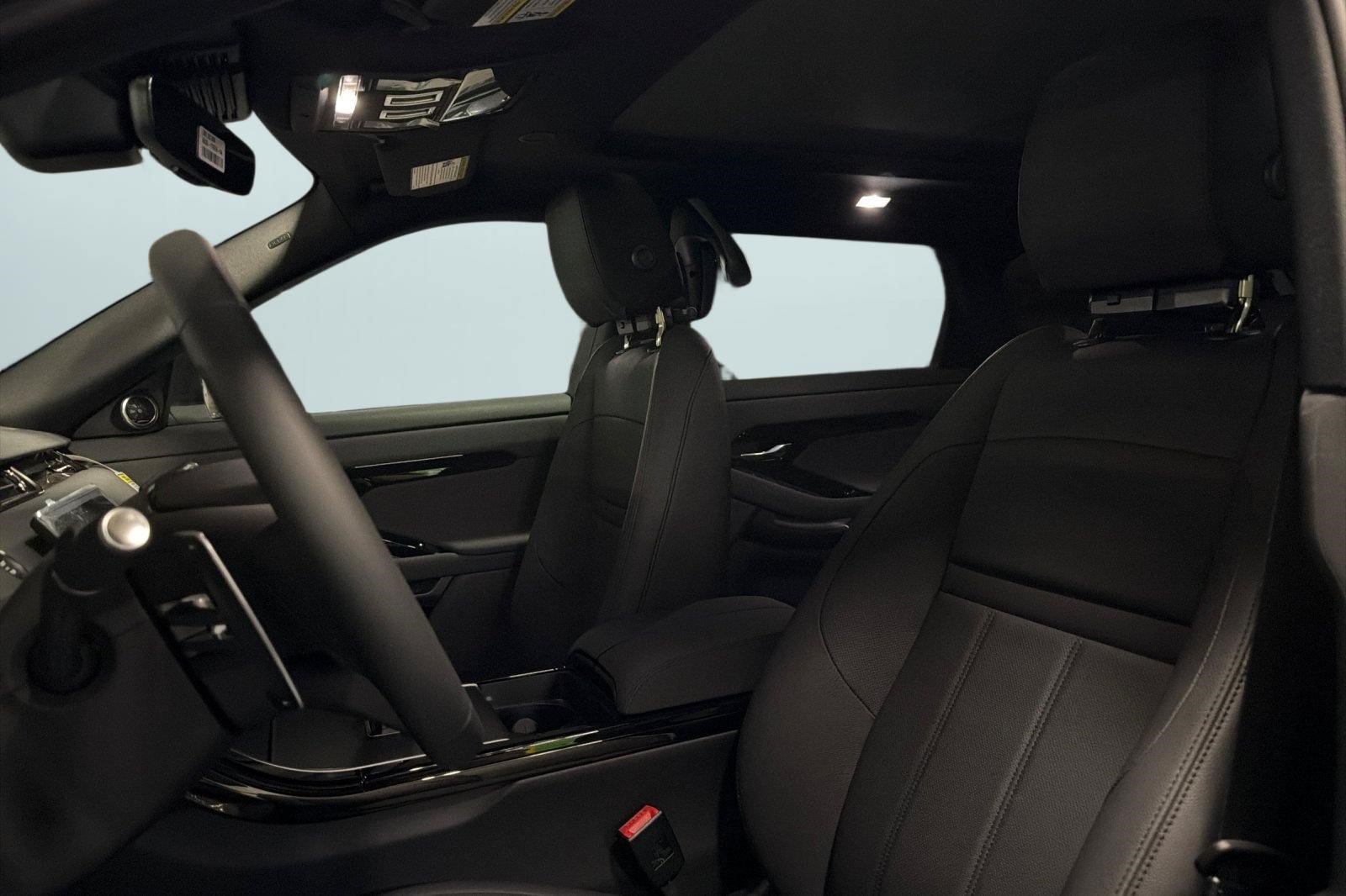 New 2026 Land Rover Range Rover Evoque S AWD/4WD image 5