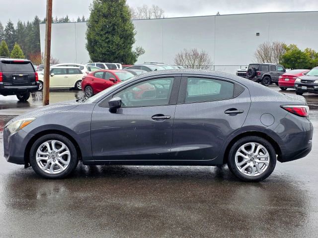 Used 2016 Scion iA image 4