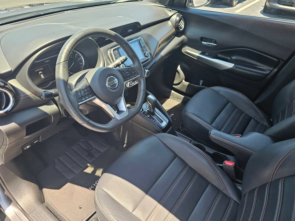 Certified 2020 Nissan Kicks SR w/ SR Premium Package FWD image 17