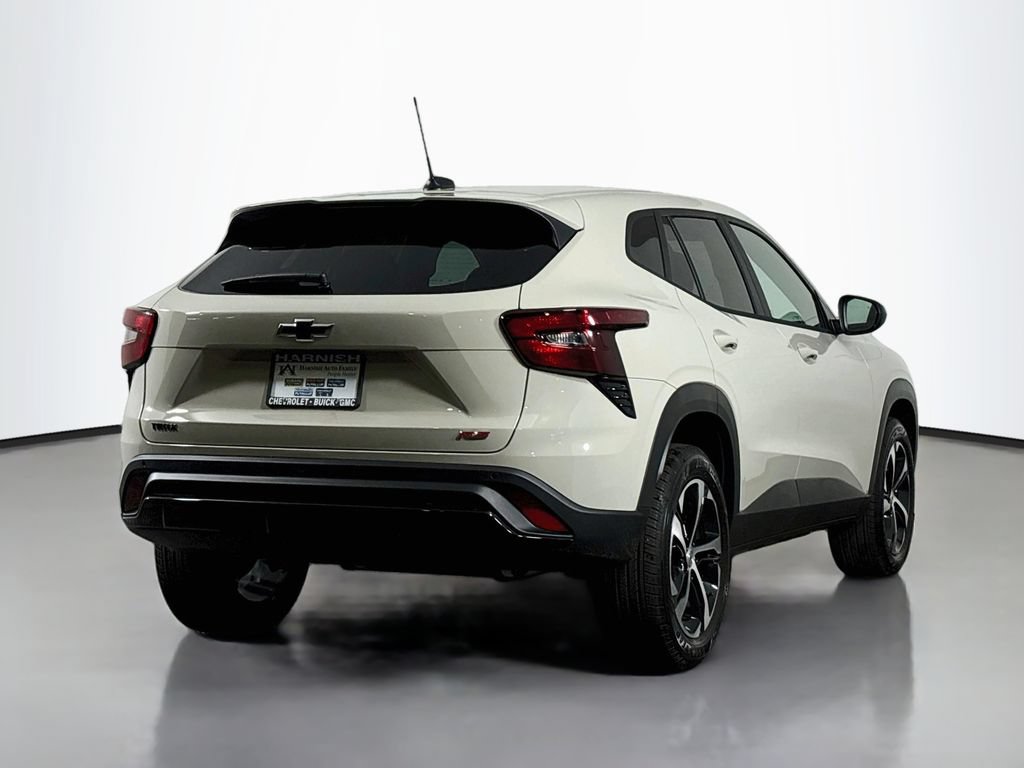 New 2026 Chevrolet Trax RS w/ Driver Confidence Package FWD image 8