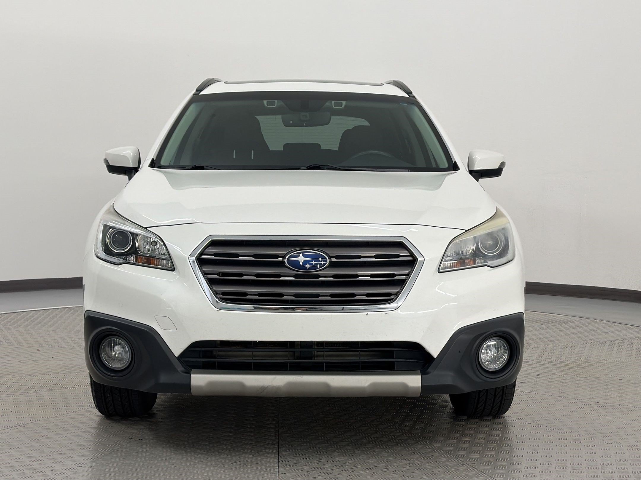 Used 2017 Subaru Outback 3.6R Touring AWD/4WD image 6