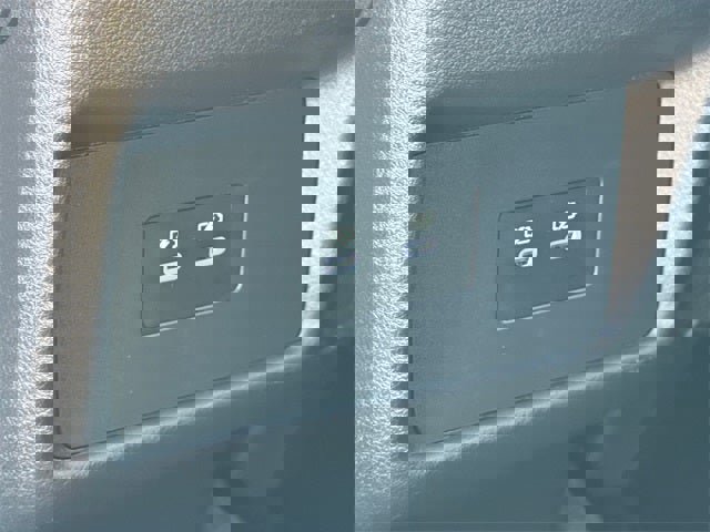 Certified 2024 Nissan Rogue SV image 19