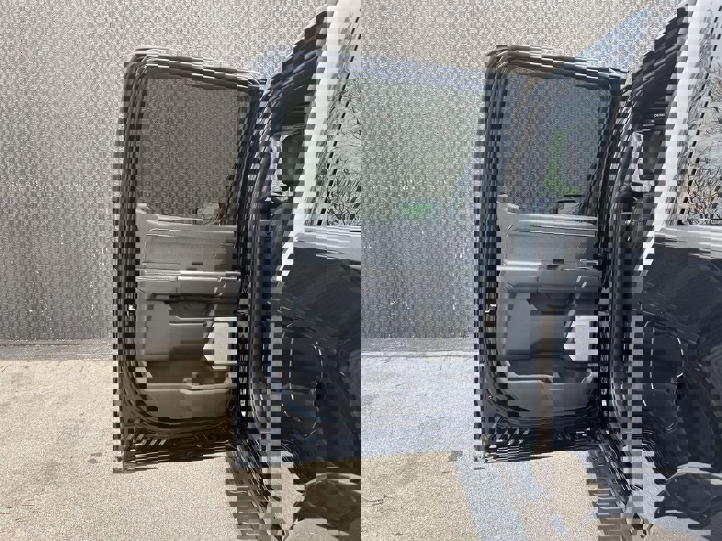 New 2026 Ford F150 Lariat w/ Equipment Group 502A High image 16