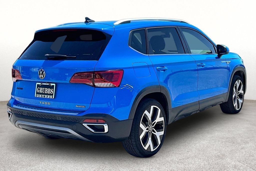 Used 2022 Volkswagen Taos SEL AWD/4WD image 2
