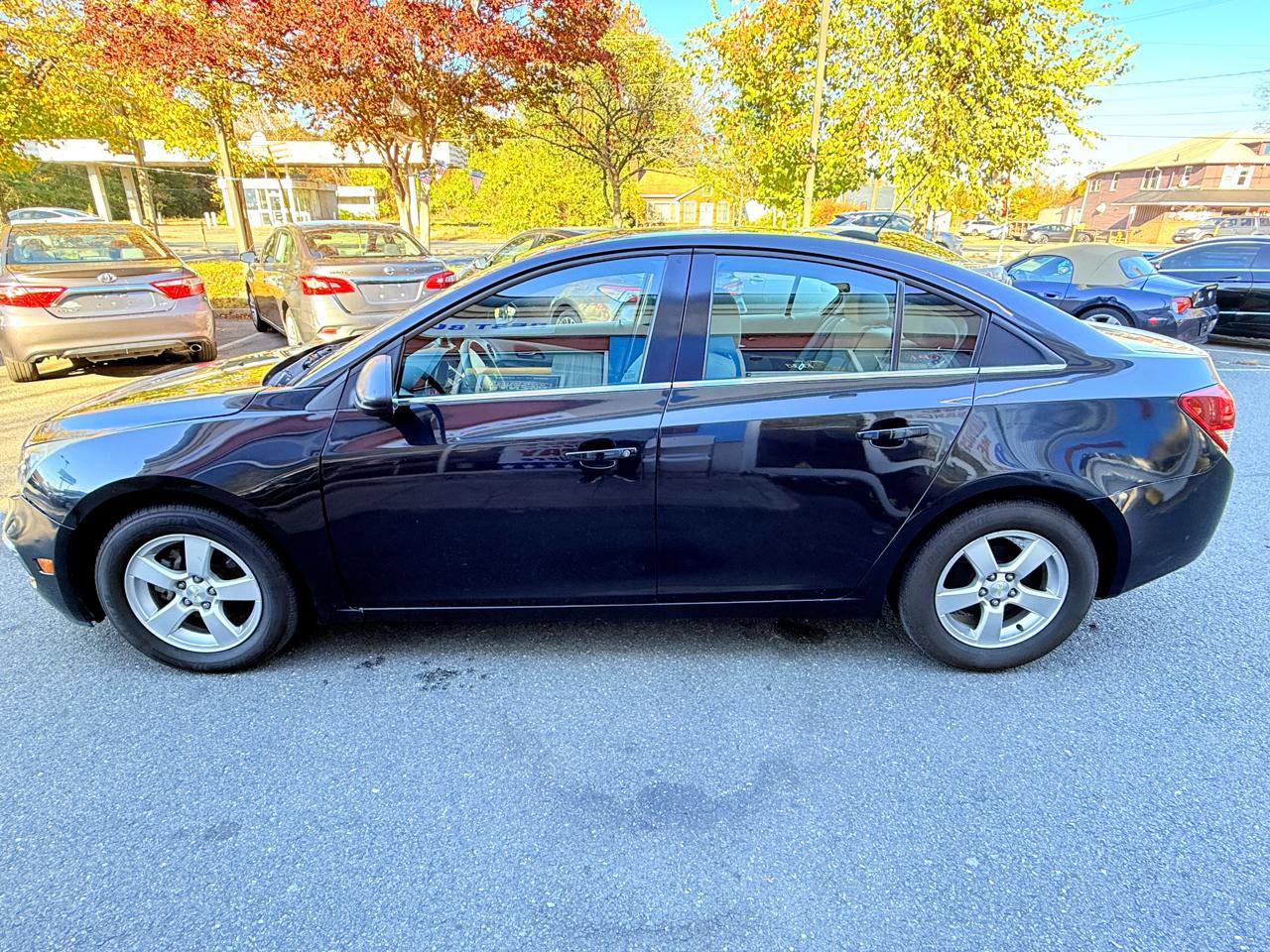 Used 2016 Chevrolet Cruze LT image 5