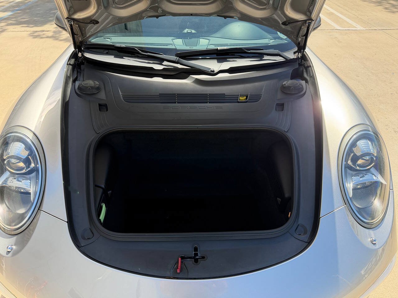 Used 2012 Porsche 911 Carrera RWD image 27