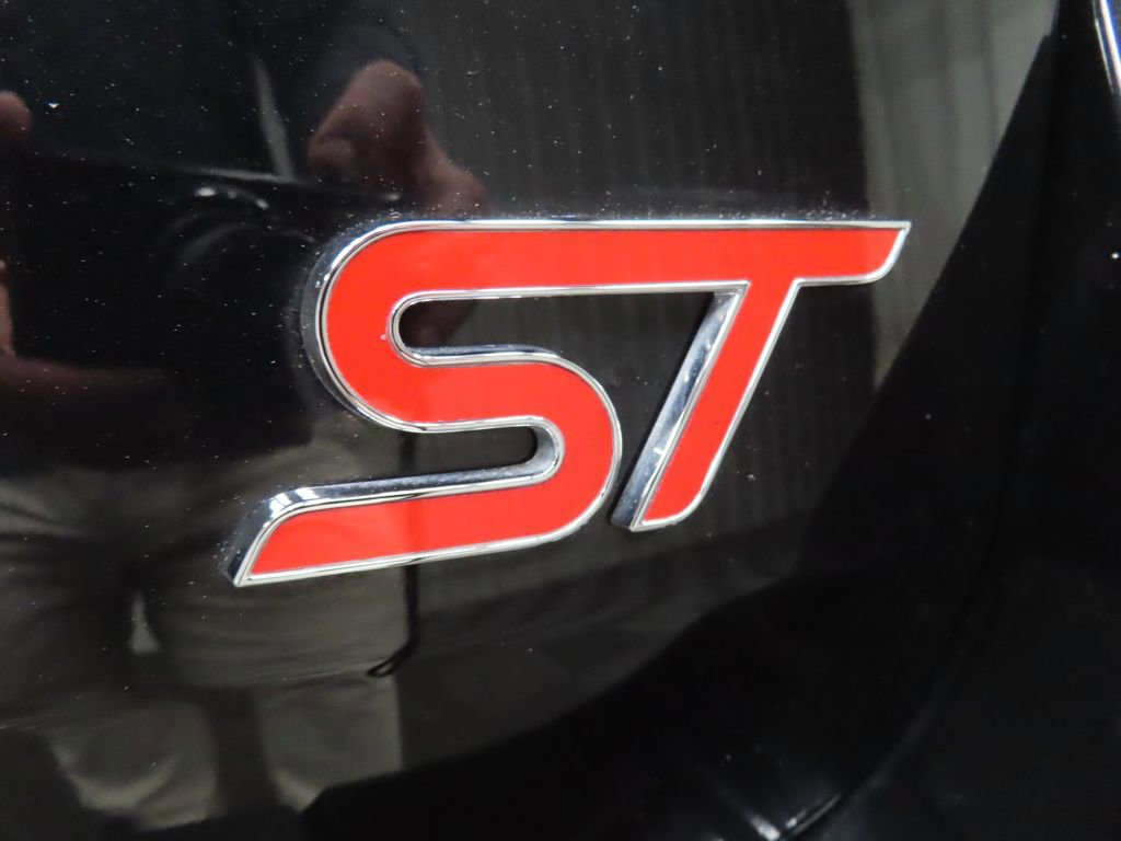 Used 2024 Ford Explorer ST w/ Technology Package AWD/4WD image 47