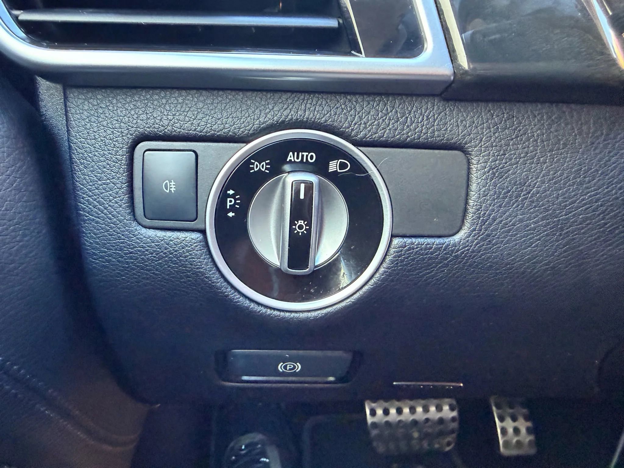 Used 2018 Mercedes-Benz GLE 43 AMG 4MATIC image 17