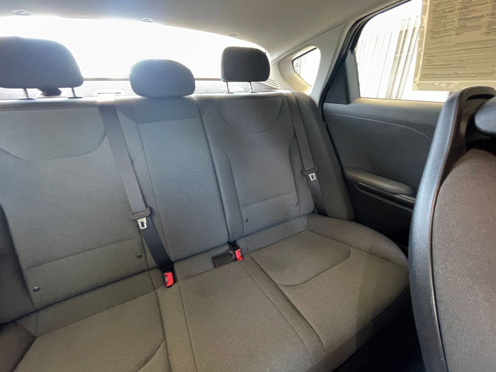 Used 2025 Kia K4 LXS image 38