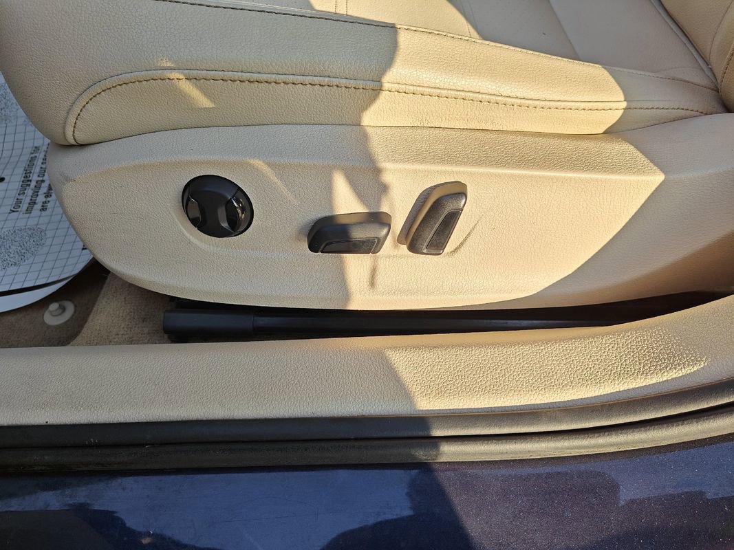 Used 2015 Volkswagen Passat TDI SE image 25