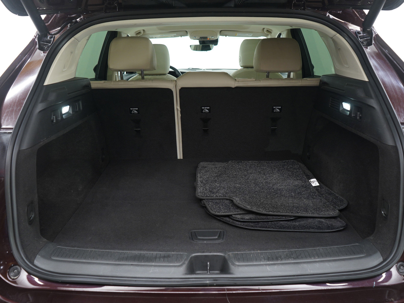 Used 2023 Buick Envision Avenir image 9