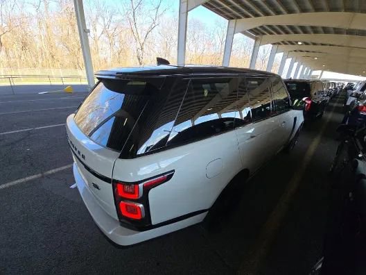 Used 2019 Land Rover Range Rover HSE AWD/4WD image 4