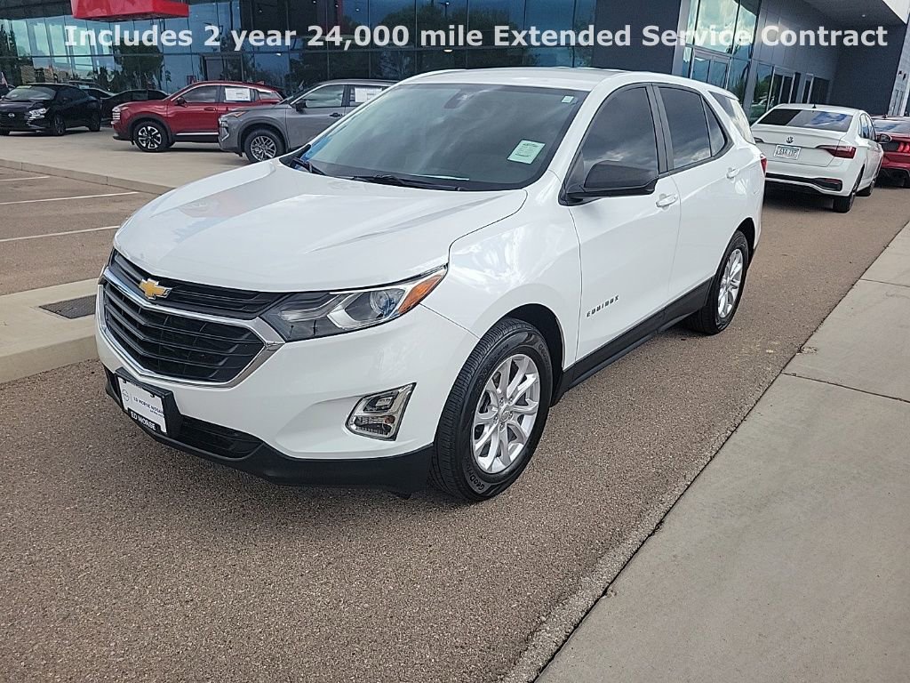 Used 2020 Chevrolet Equinox LS w/ LS Convenience Package image 3