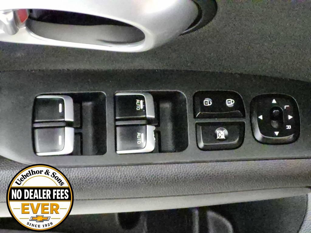 Used 2018 Kia Soul + FWD image 16