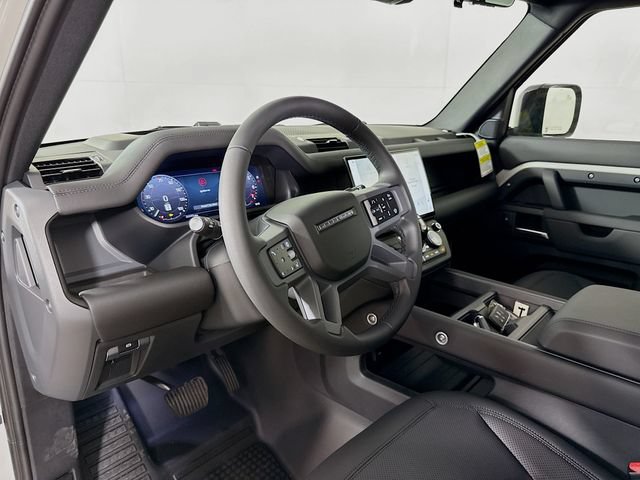 New 2026 Land Rover Defender 130 X-Dynamic SE AWD/4WD image 9