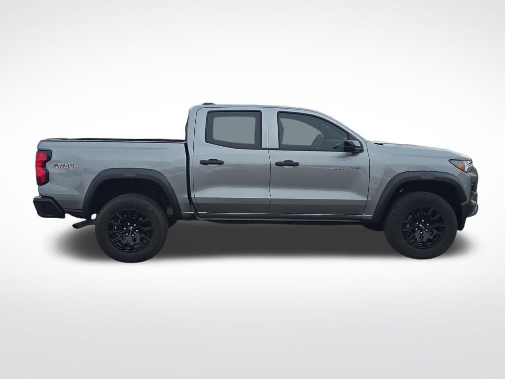 Used 2024 Chevrolet Colorado Trail Boss w/ Technology Package image 8