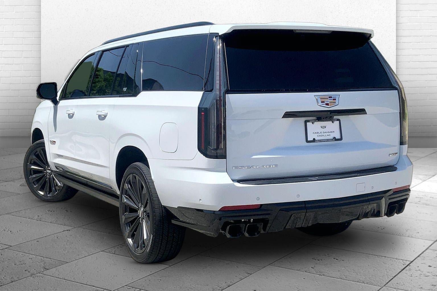 Certified 2026 Cadillac Escalade ESV V AWD/4WD image 11