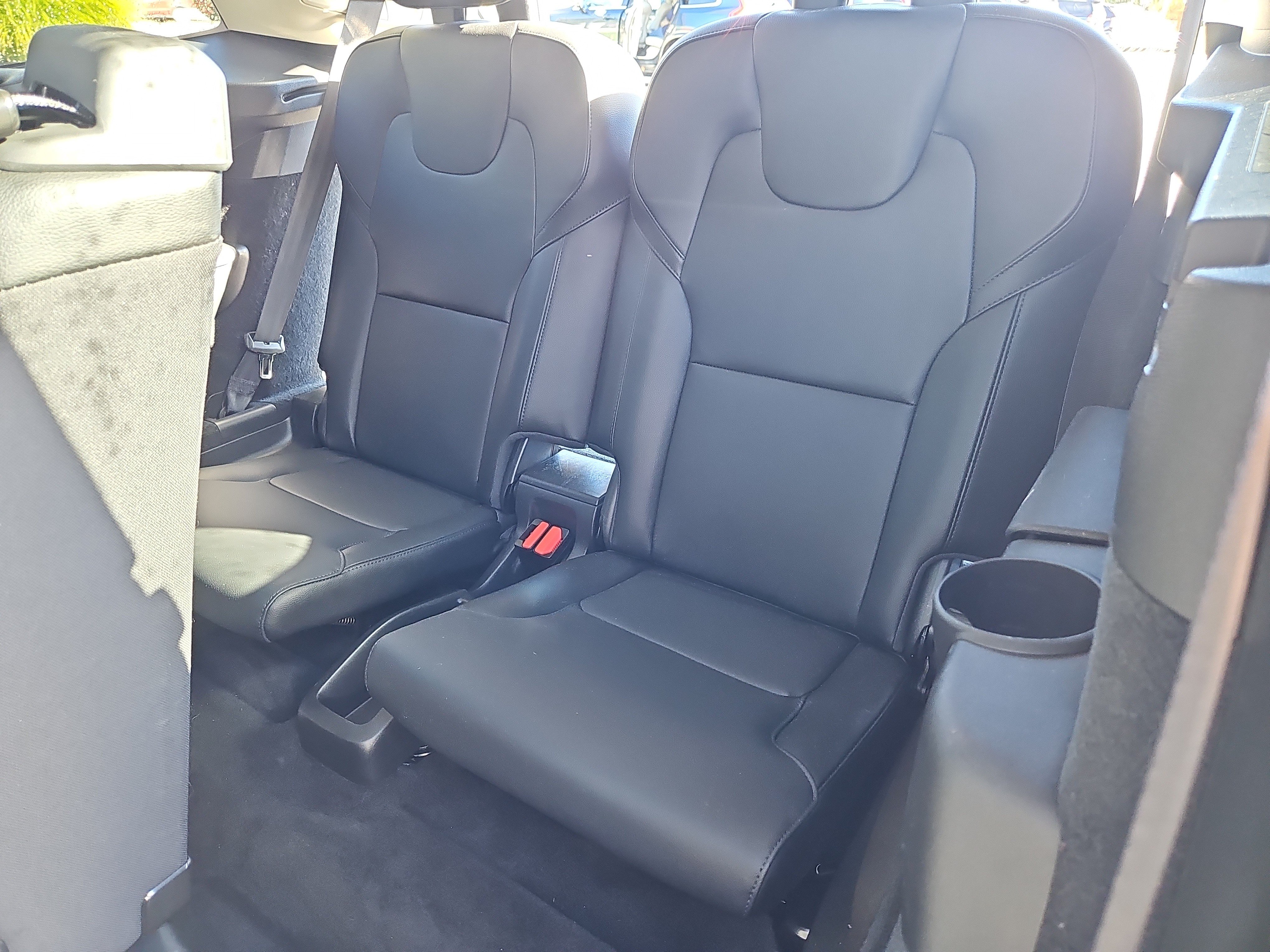Used 2024 Volvo XC90 B5 Core w/ Climate Package AWD/4WD image 34