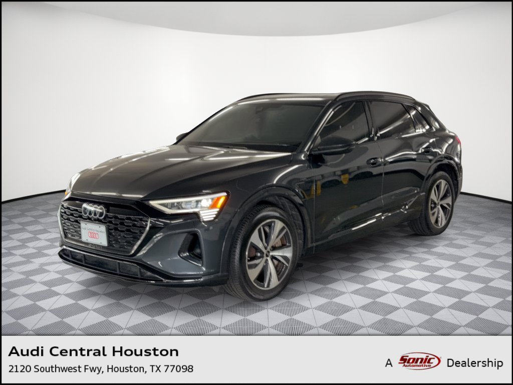 Certified 2024 Audi Q8 e-tron Premium Plus AWD/4WD image 1