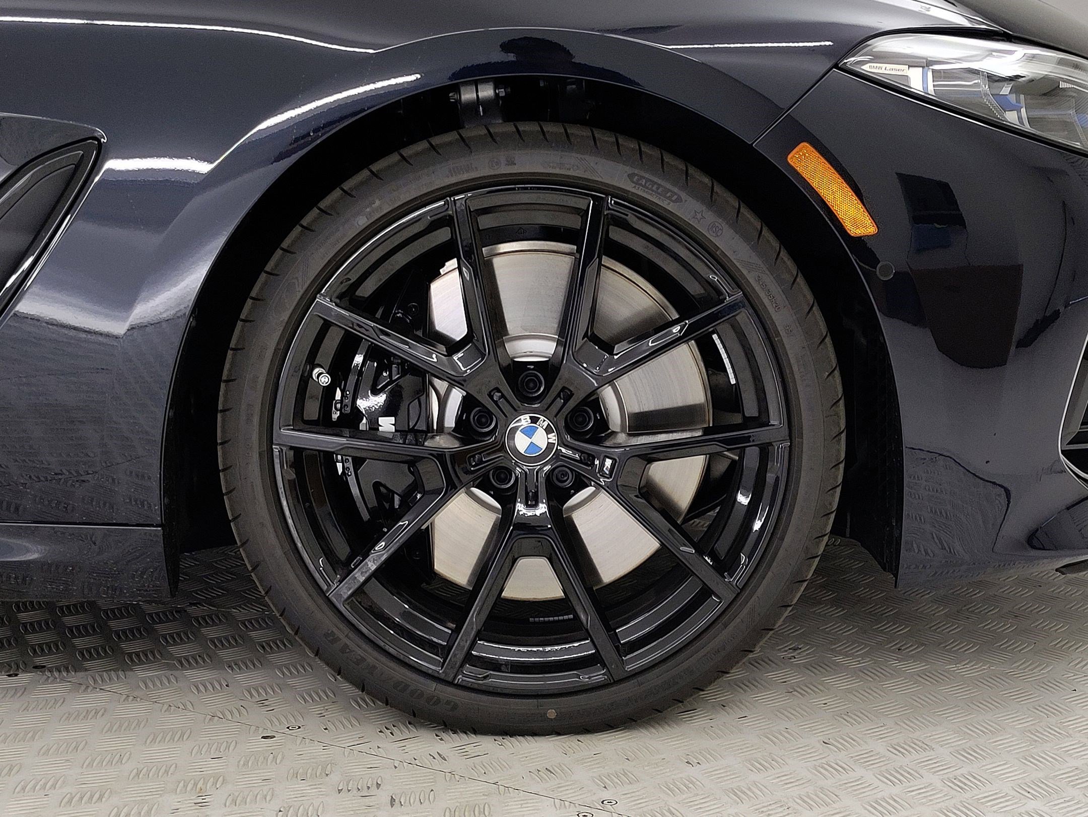 New 2026 BMW M850i xDrive Coupe w/ M Sport Professional Package image 4